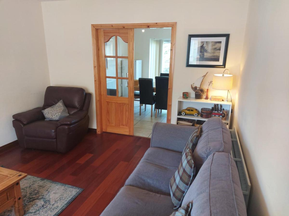Village Lodge - Carlingford Exteriér fotografie