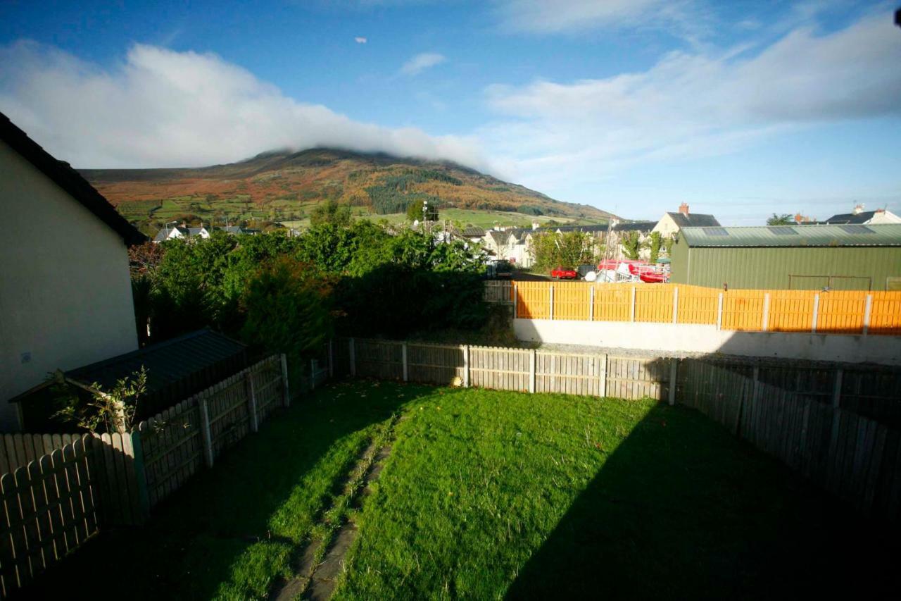 Village Lodge - Carlingford Exteriér fotografie